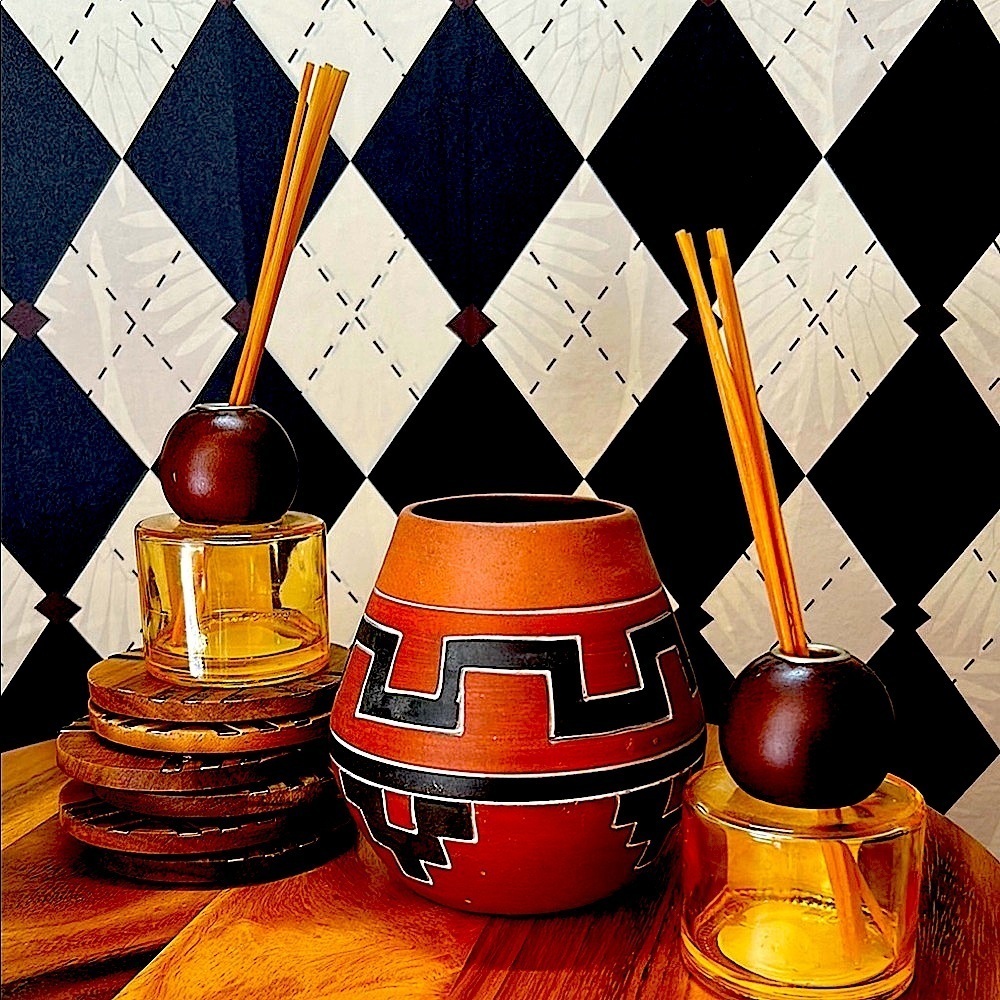 Vintage Redware Folk Pottery Vase Hand-Painted Geometric Tribal Design Primitive - Picture 8 of 8